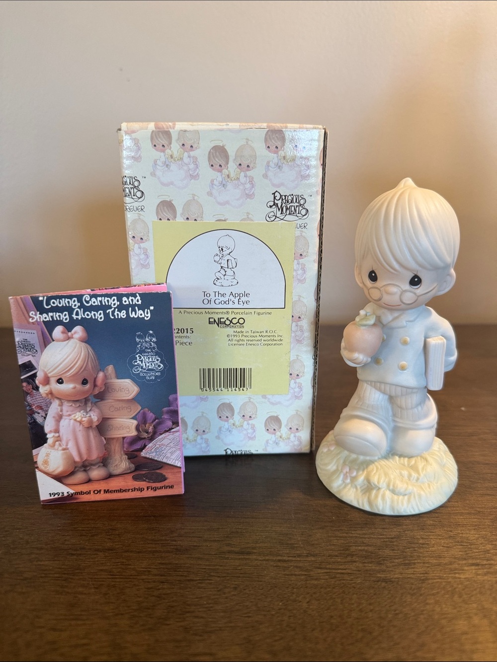Precious Moments “To The Apple Of God’s Eye” Figurine